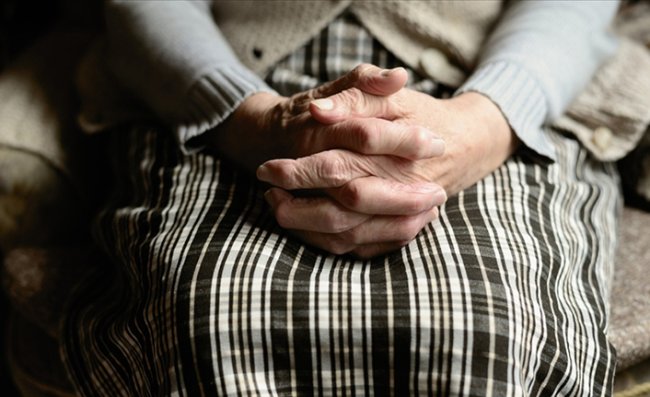 İleri Yaşlarda Açıklanamayan Kemik Kırıkları 'Kanser' Habercisi Olabilir