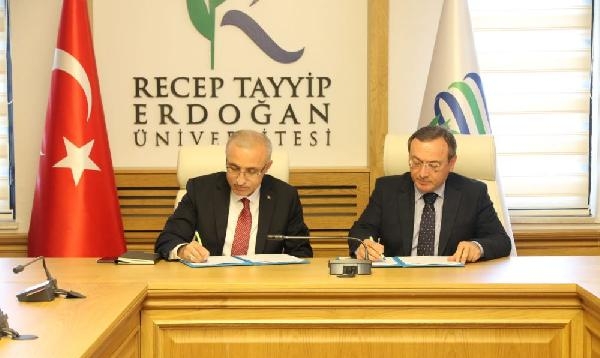 Rize'de Lisansüstü Eğitimde İş Birliği Protokolü