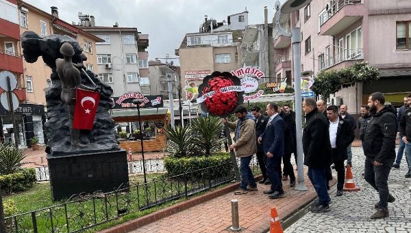 Amasra'da Madenciler Günü'nde Madenci Anıtı'na çelenk bırakıldı