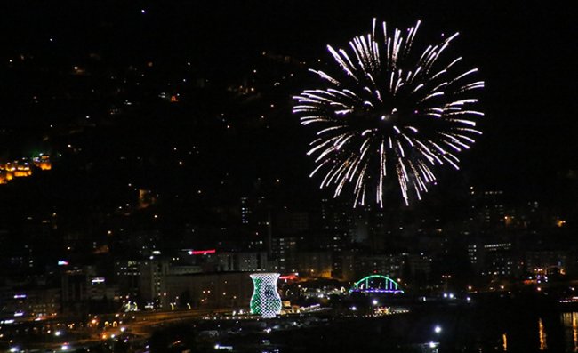 Havai Fişekli 19 Mayıs Kutlaması Yapıldı