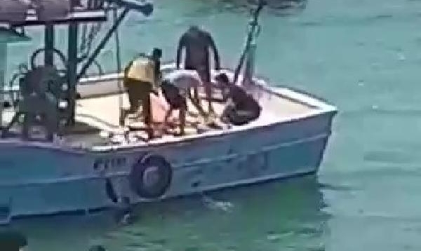 17 Yaşındaki Muhammet, Denizde Boğuldu