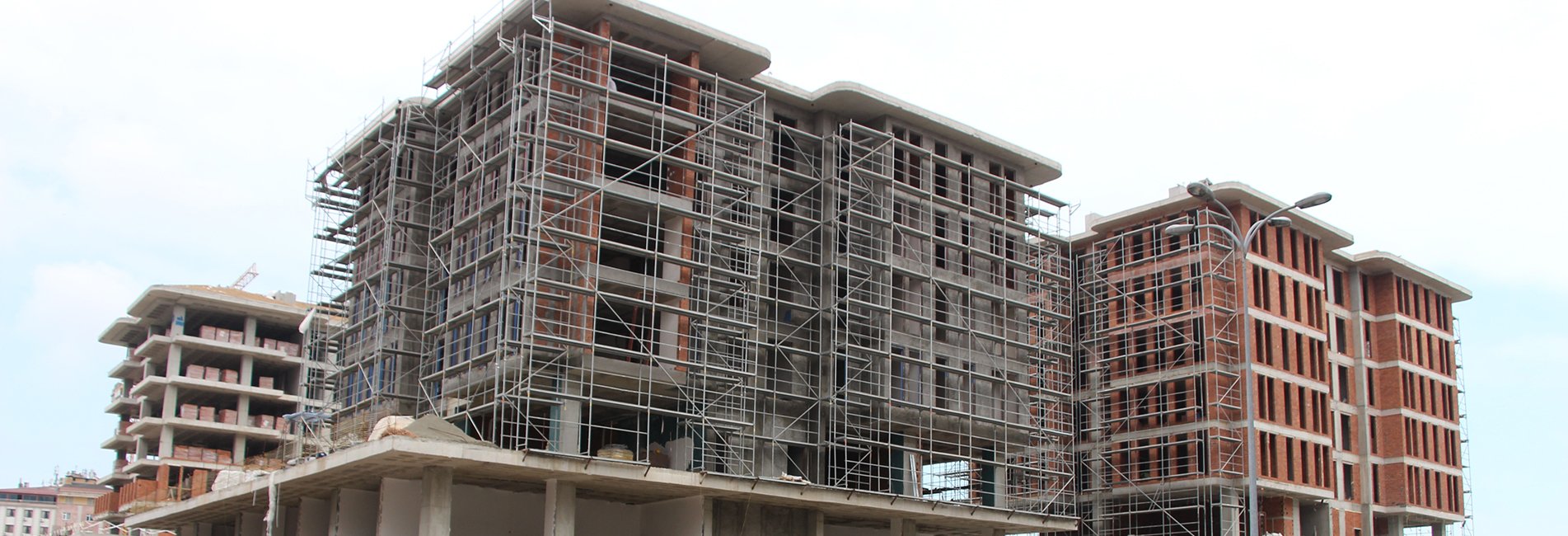 Rize Şehir Merkezindeki Kentsel Dönüşüm Çalışmaları Hız Kesmeden Sürüyor