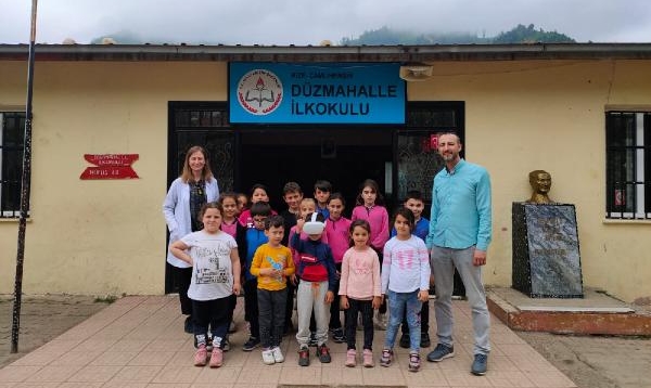 Rize’de Öğrenciler Astronot Oldu, Uzayda Gezdi