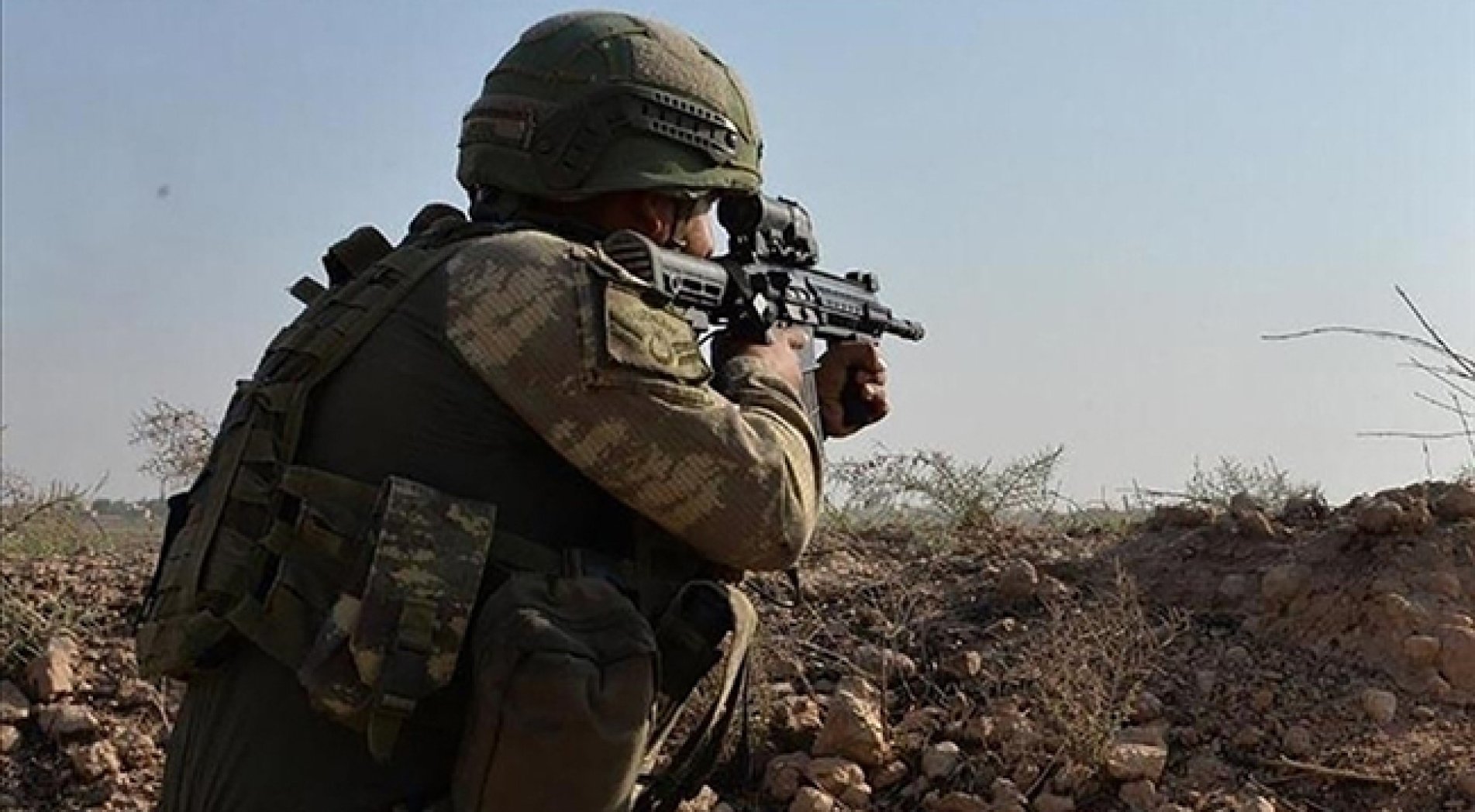 Pençe-Kilit Operasyonu bölgesinde bir asker şehit oldu