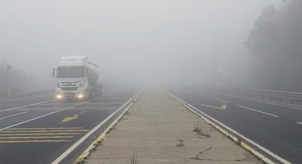 Bolu Dağı'nda sis etkili oldu