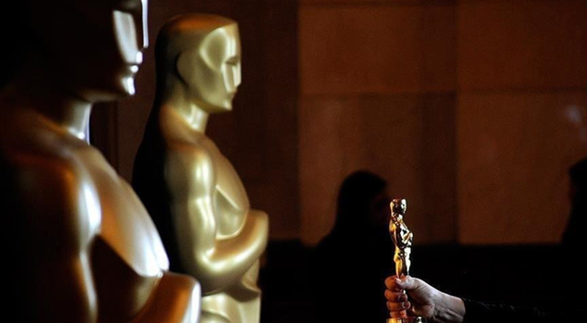 Oscar'da Marlon Brando adına verilen ödülü reddeden Sacheen Littlefeather yaşamını yitirdi