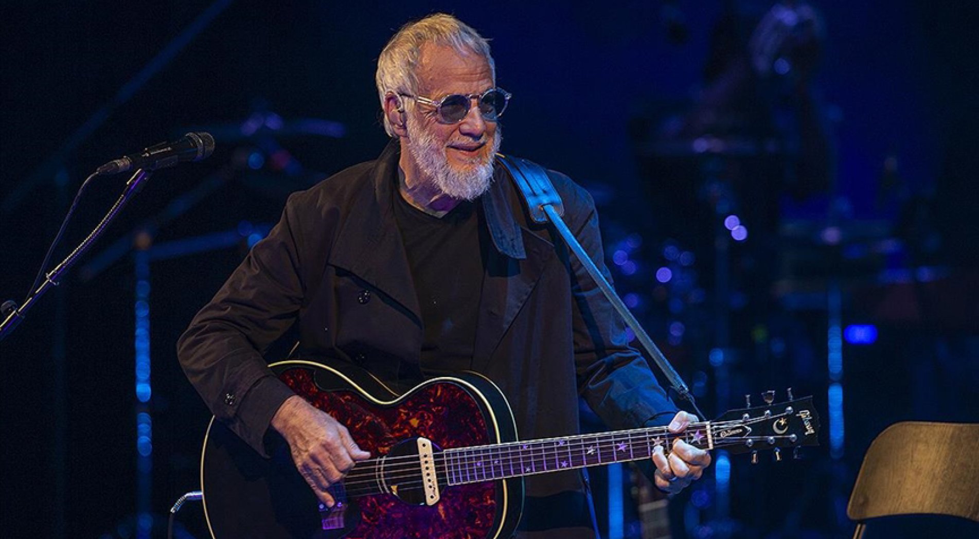 Yusuf İslam Türkiye'deki ilk konserini AKM'de verdi