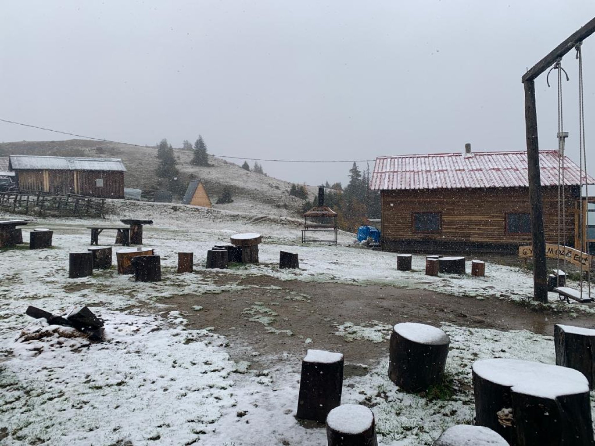 Rize ve Artvin'in Yüksek Kesimlerine Kar Yağdı