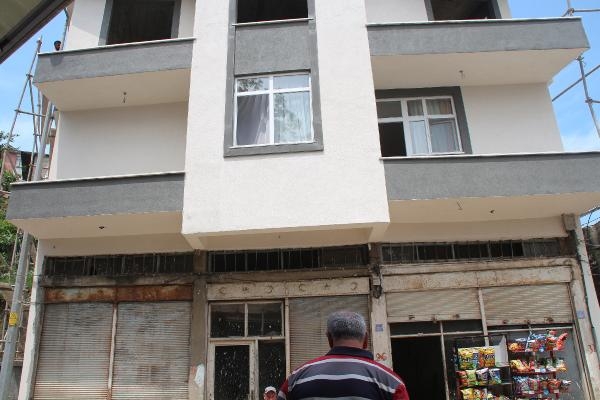 Rize'de Fıkra Gibi Daire; Balkon Var, Kapı Yok