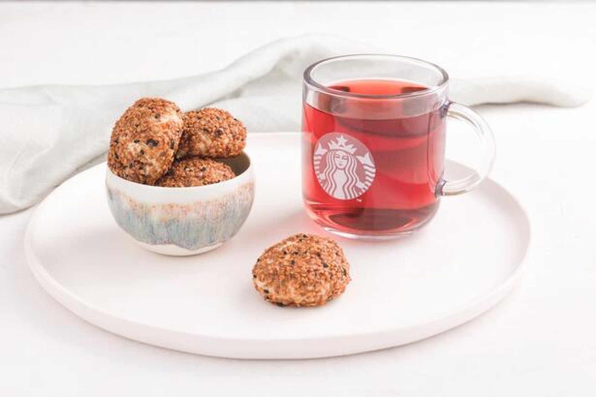 Dünyaca Ünlü Kahve Zinciri Starbucks, Artık Rize Çayını Menüsüne Ekledi.