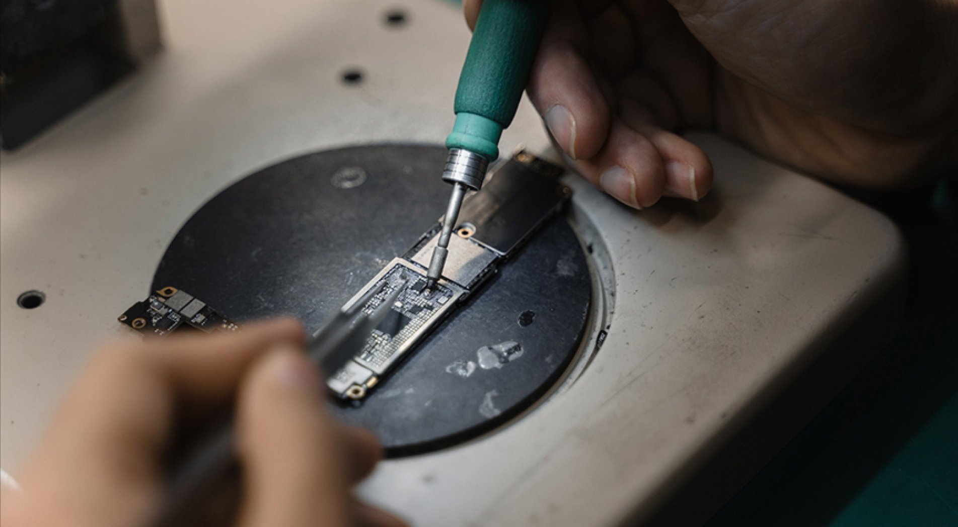 Çip Tasarım Yarışması ile geleceğin yerli çip teknolojileri Türkiye'den çıkacak