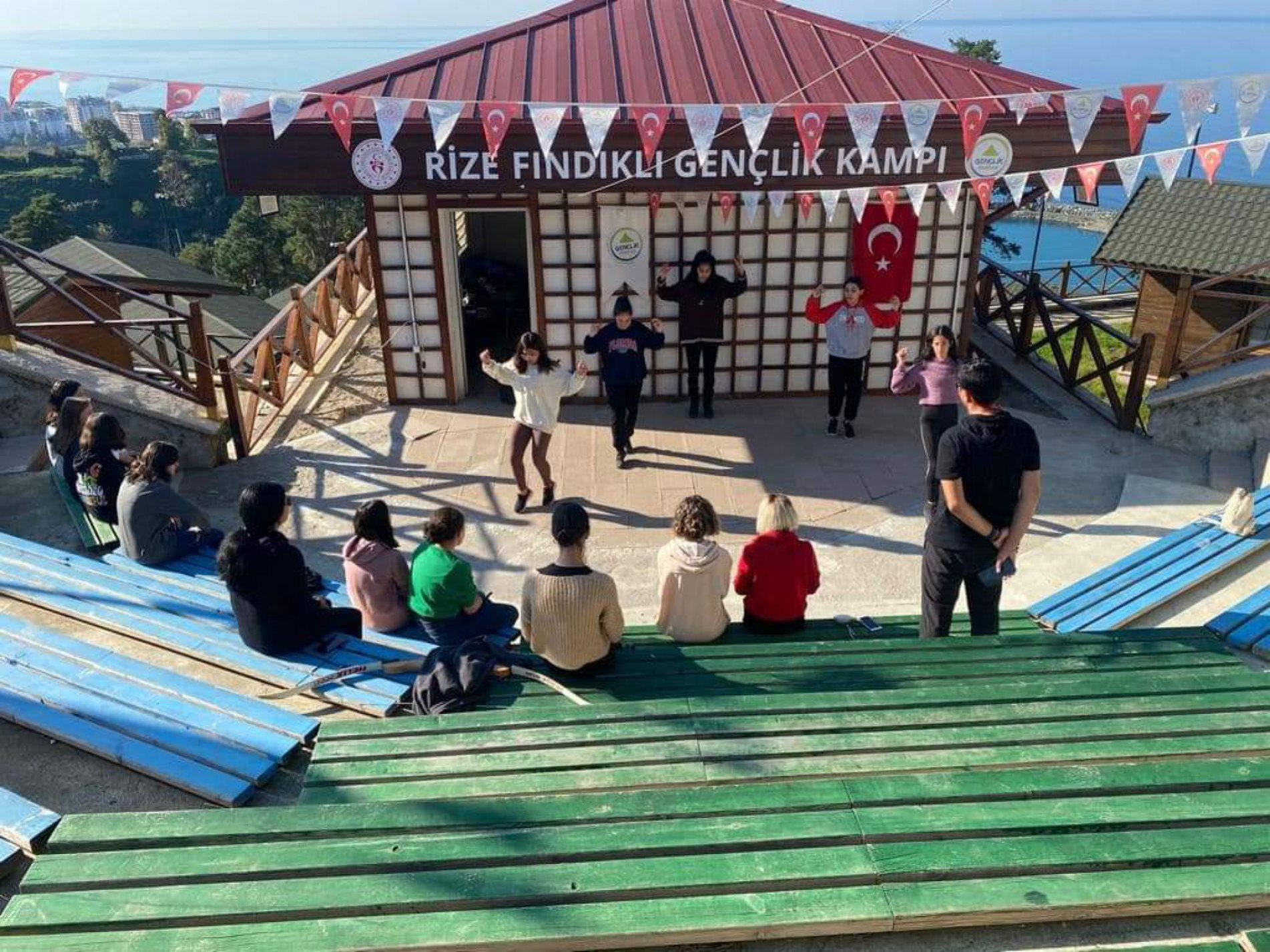 Öğrenciler 'Motivasyon Kampı'nda Stres Atıyor