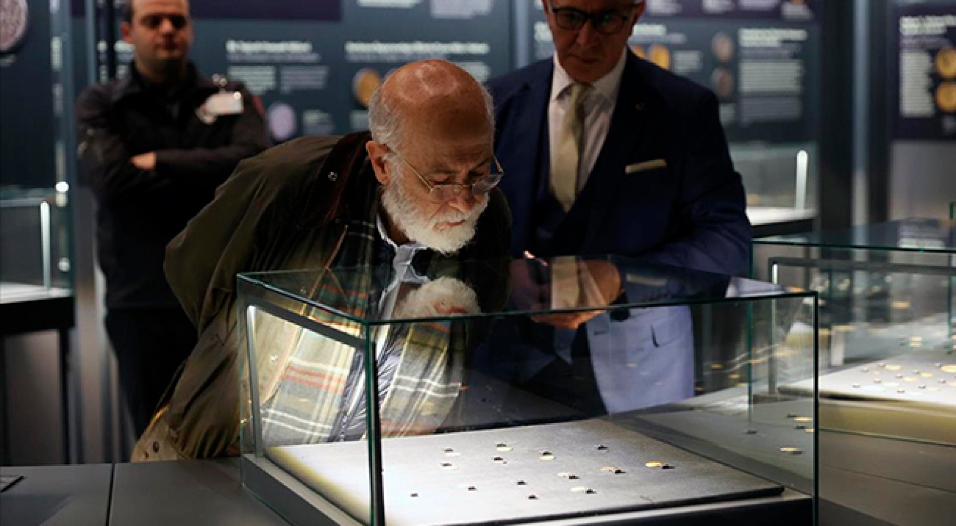 Darphanenin 555 yıllık koleksiyonu AKM'de meraklılarıyla buluştu