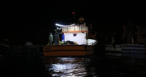 Denize düşen balıkçı için arama çalışması başlatıldı