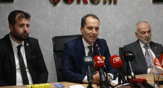 Erbakan: Mevcut iktidarı emekli ederken 6'lı masayı getirirsek başka felakete gitmiş oluruz