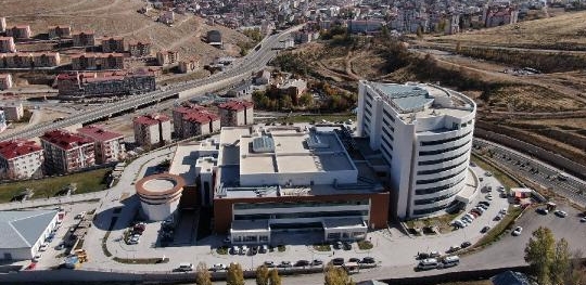 Bayburt’ta 3 hastane sevinci