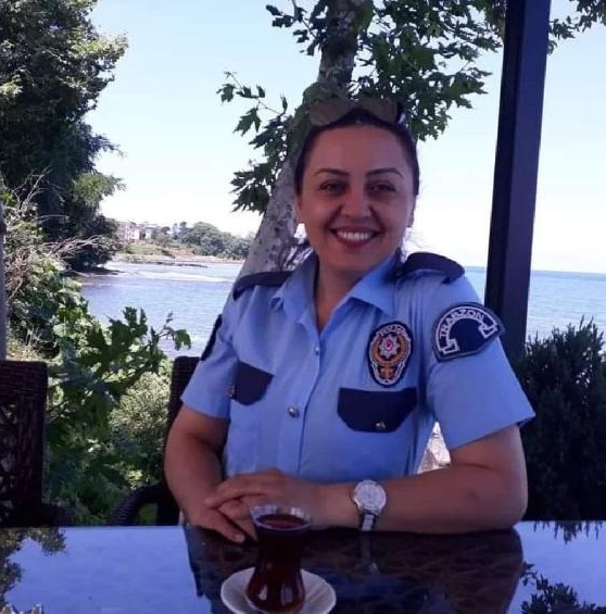 Trabzon’da kadın polis memuru evinde ölü bulundu