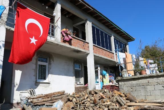 Maden faciasında bir oğlu ölen, bir oğlu yaralanan anne ayrı vardiyalara gitmelerini istemiş