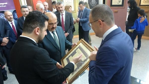 'İman Ayetleri Hat Sergisi' Trabzon’da