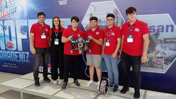 Meslek liseliler, insansız su altı aracıyla Türkiye 3’üncüsü oldu