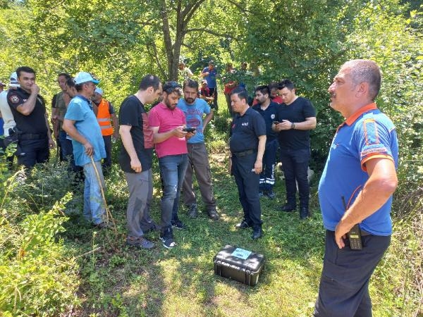 Montu bulununca arama yapıldı; 3 kilometre mesafede cesedine ulaşıldı