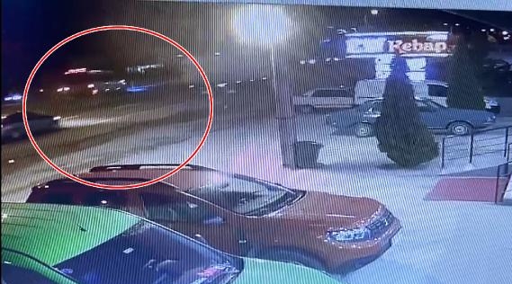 Karşı Şeride Geçen Okul Servisinin Minibüse Çarptığı Kaza Kamerada.