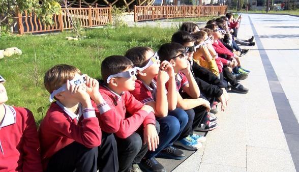 Rize’de güneş tutulması heyecanla izlendi