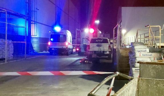 Bolu'da, jelatin fabrikasında sızan gaz nedeniyle 3 işçi öldü, 1 işçinin durumu ağır
