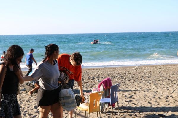 Zonguldak'ta boğulma tehlikesi geçiren 2 kişiden biri kayboldu