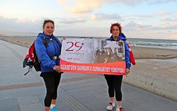 120 kilometrelik 'Cumhuriyet' yürüyüşüne bandolu karşılama