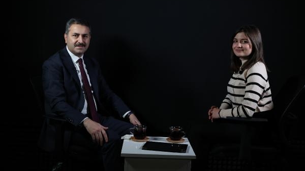 Başkan Eroğlu liseli öğrencilerin konuğu oldu