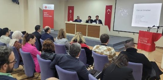 Trabzon'da, ‘Dezenformasyonla Mücadele' paneli
