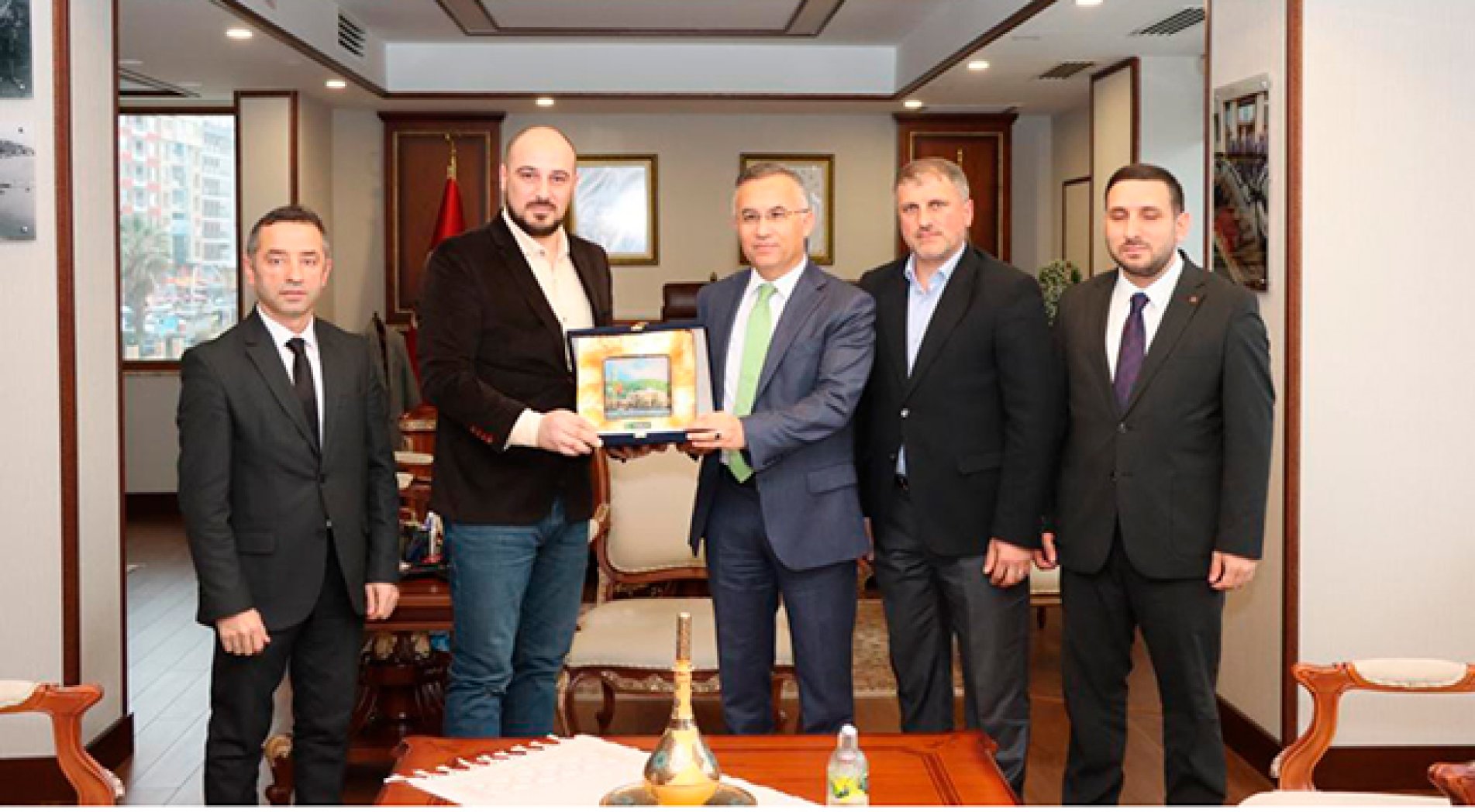 Yeşilay Rize Şubesi Vali Çeber’i Ziyaret Etti