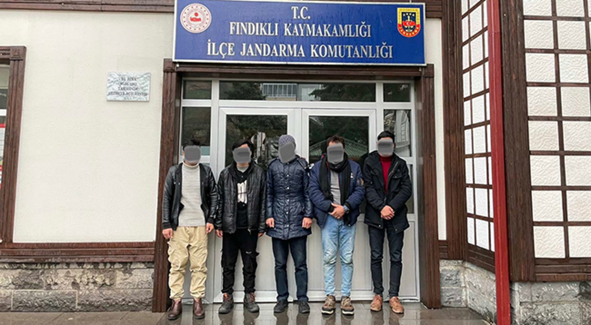 Rize'de Kaçak Afgan Göçmenler Yakalandı