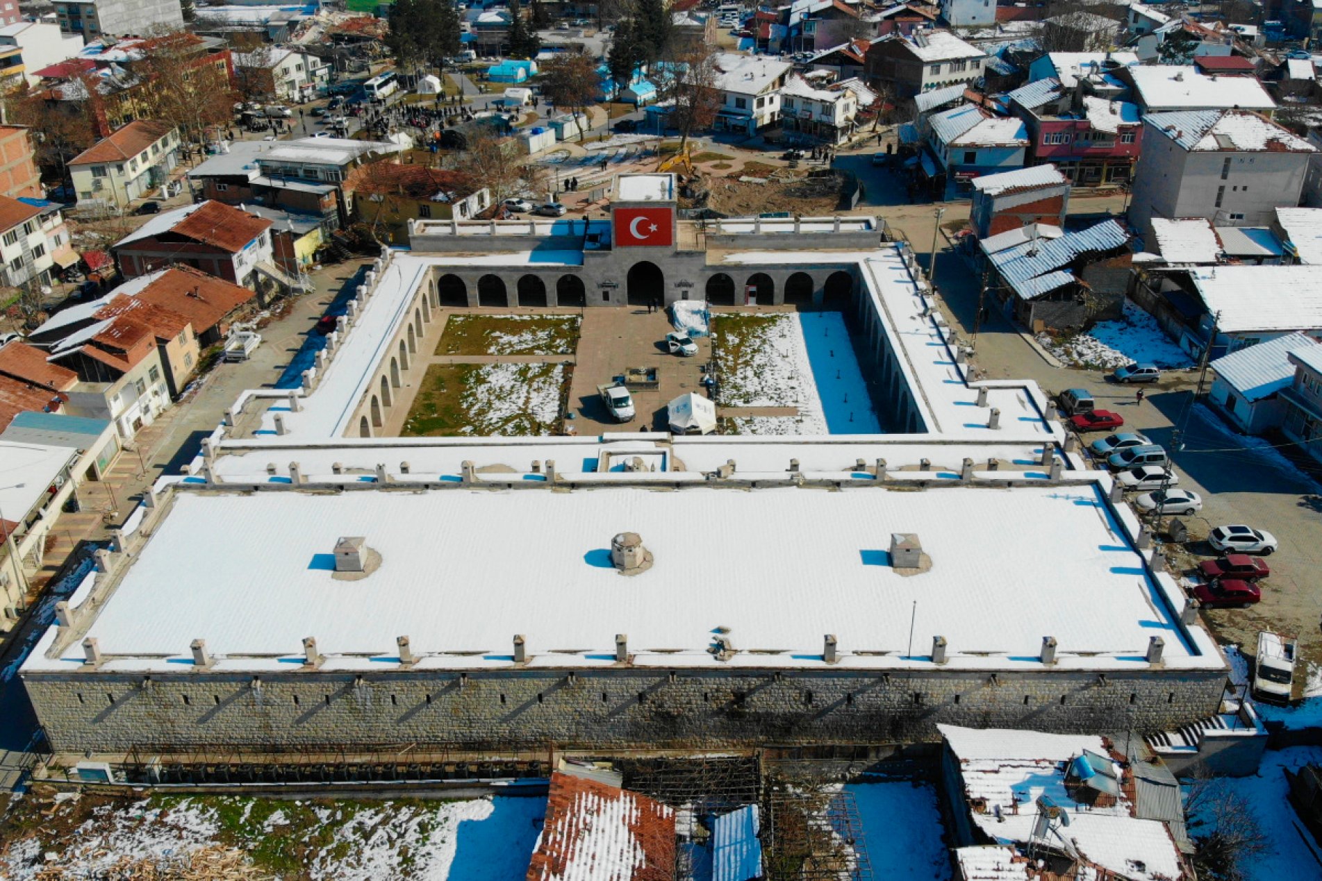 386 yıllık Kervansaray şiddetli depremlere göğüs gerdi