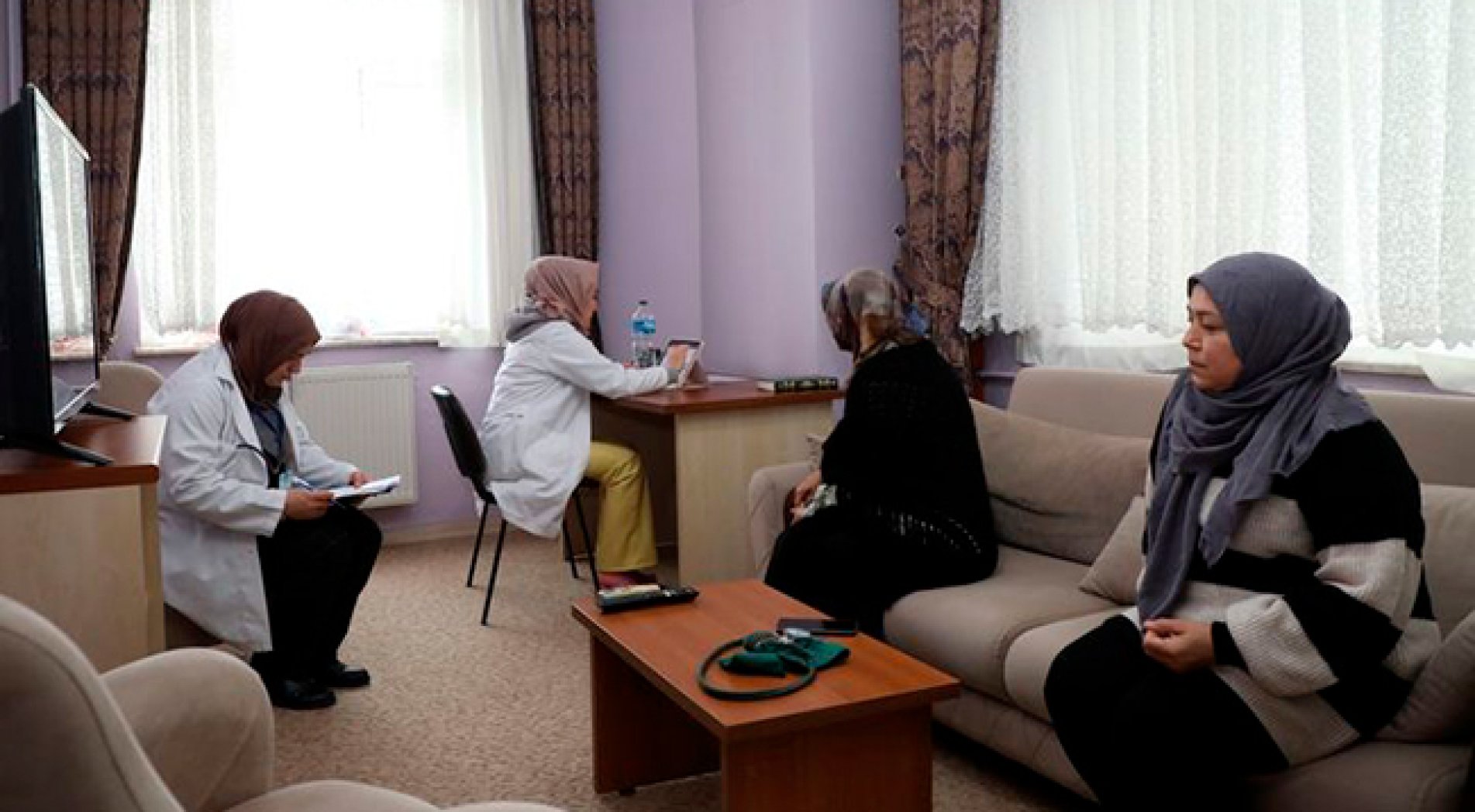 Rize'de Depremzedelere Yerinde Sağlık Hizmeti Sunuluyor