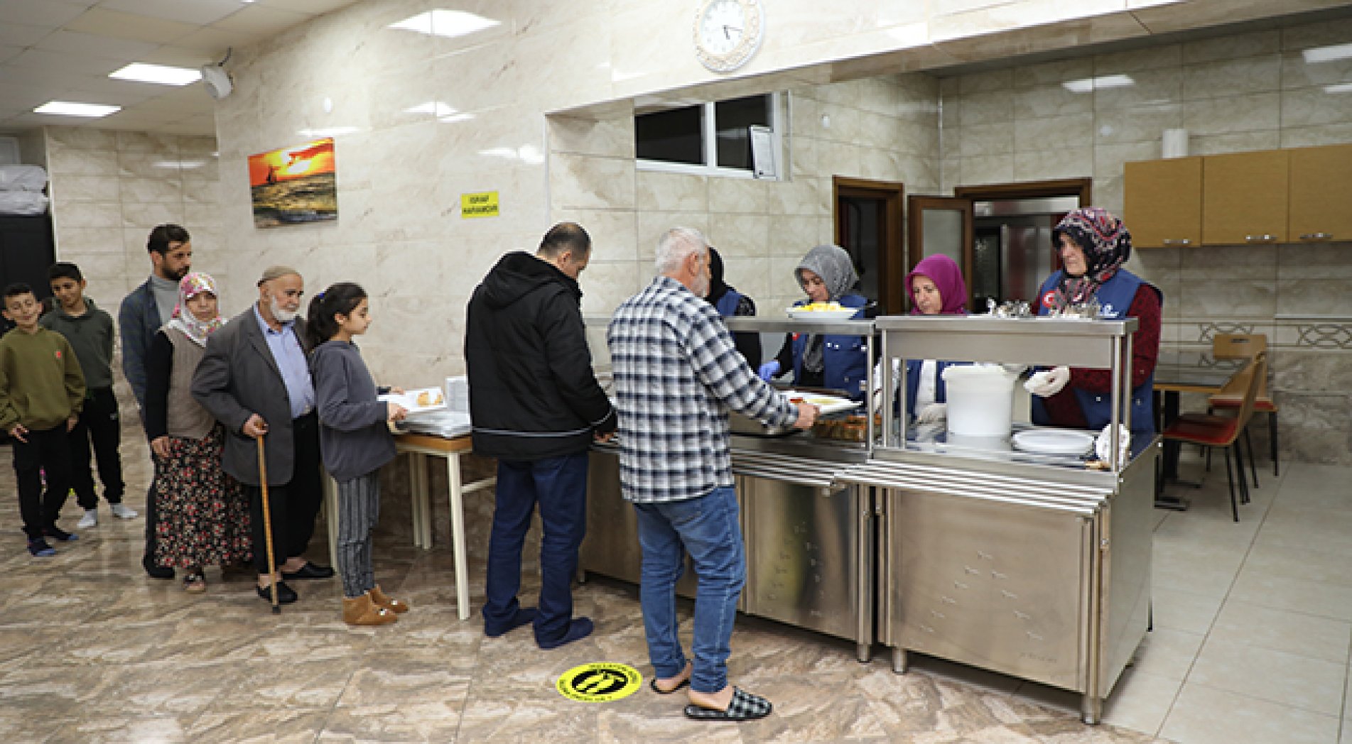 Rize'de 78 Depremzedenin ihtiyaçları Ensar Vakfınca Karşılanıyor