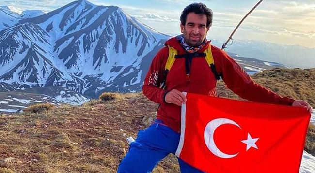 Depremde hayat kurtaran dağcı çığda hayatını kaybetti