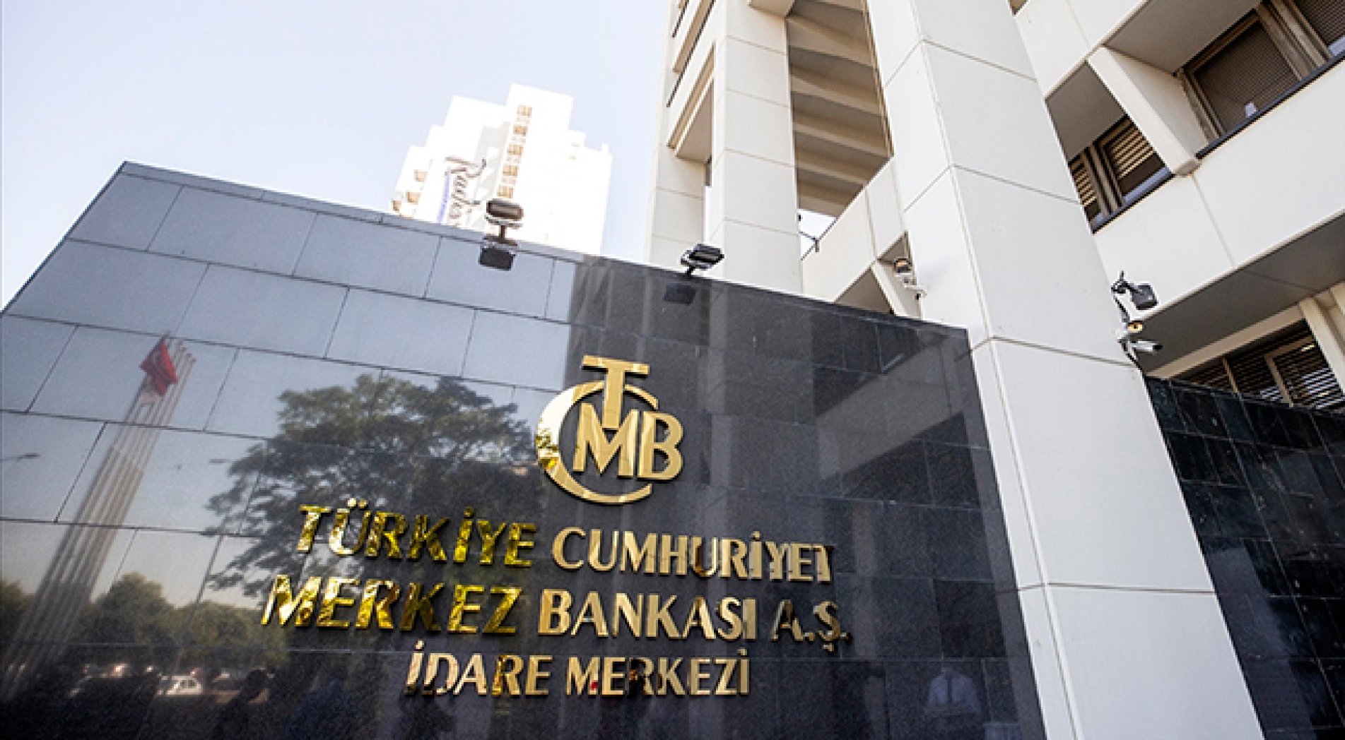 Yıllık enflasyon tüm alt gruplarda geriledi