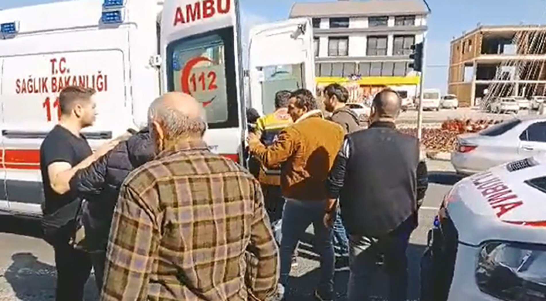 Hastane dönüşü araç çarpmasıyla öldü