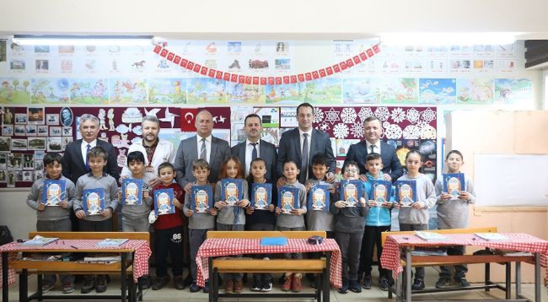 Çocukların Ramazan hediyesi Başkan Ekim'den geldi