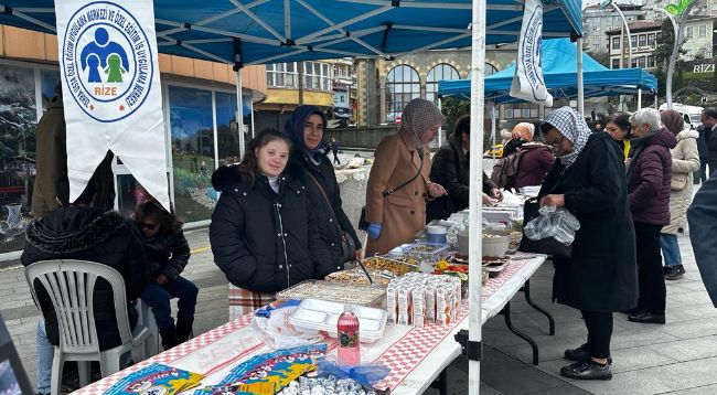 Özel çocuklardan deprem bölgesine destek kermesi