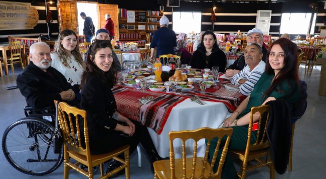 Ordu'da huzur evi ziyareti