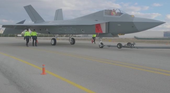 Milli Muharip Uçak'tan ilk görüntüler