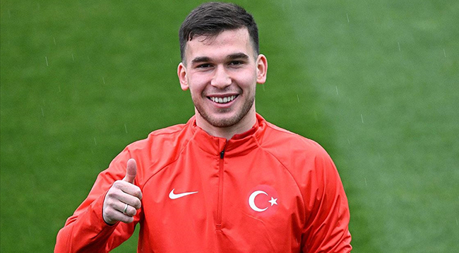 Milli futbolcu Mehmet Can Aydın: Ay-Yıldızlı Formayı Giyeceğim İçin Gurur Duyuyorum