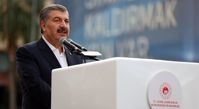 Koca, Hatay'da açılacak yeni hastaneler için bilgi verdi