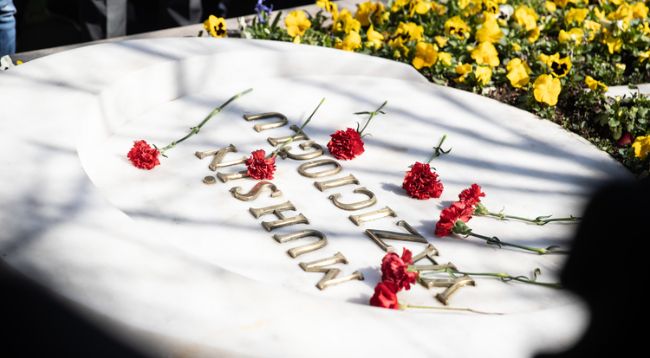 Muhsin Yazıcıoğlu, mezarı başında anıldı