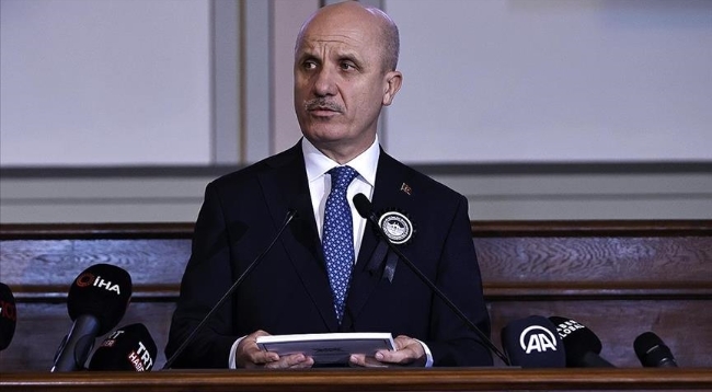 Özvar: 3 Nisan'dan itibaren isteyen öğrenciler yüz yüze eğitime geçebilecek