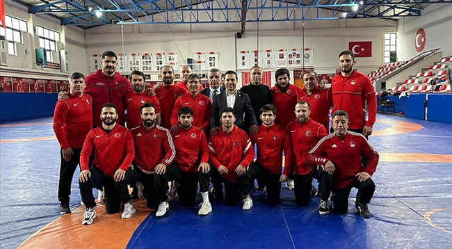 Serbest Güreş Milli Takımı'nın Avrupa Şampiyonası kadrosu açıklandı