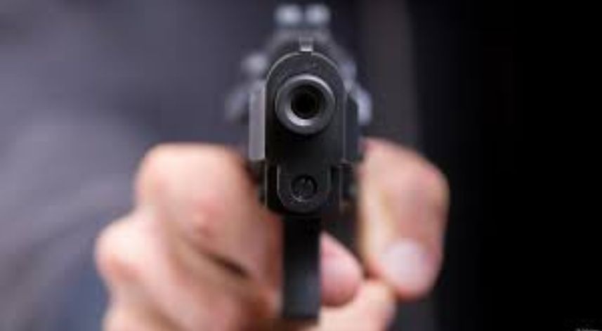 Silahlı kavgada baba ve oğlu öldü